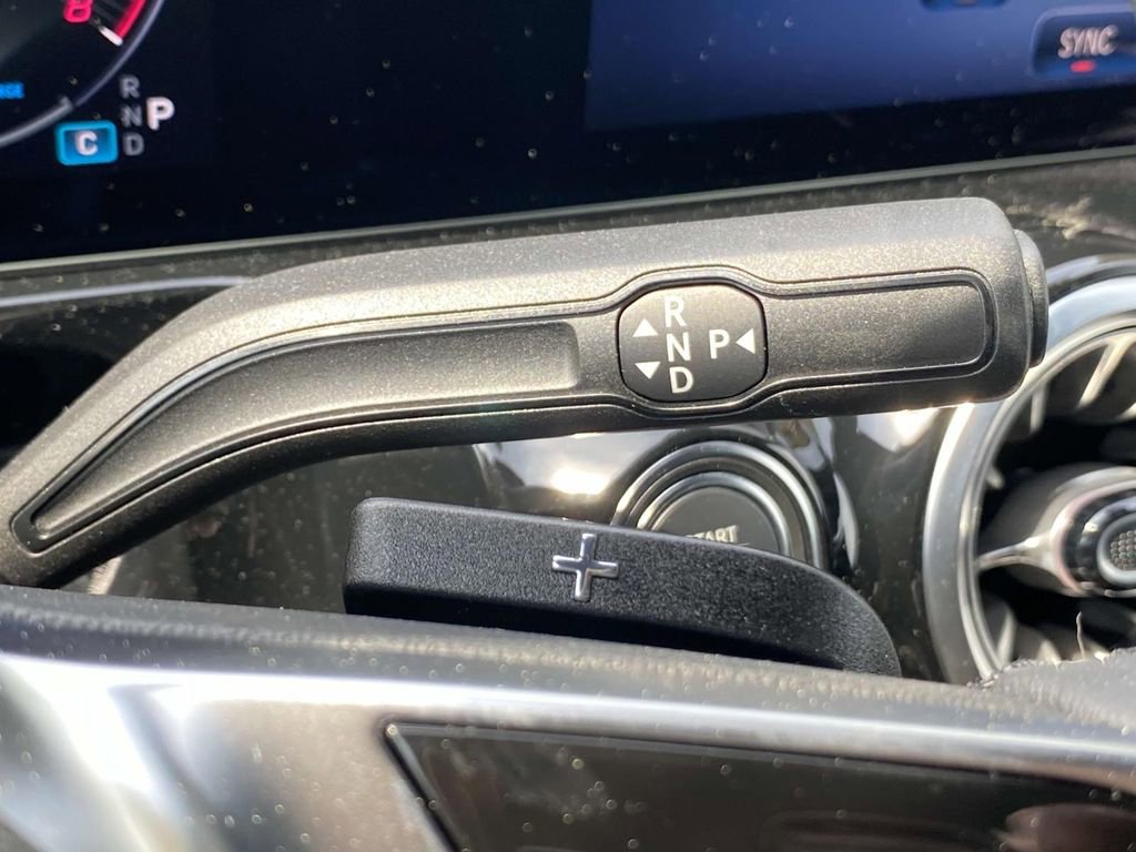 Certified 2025 Mercedes-Benz GLA 250 image 25