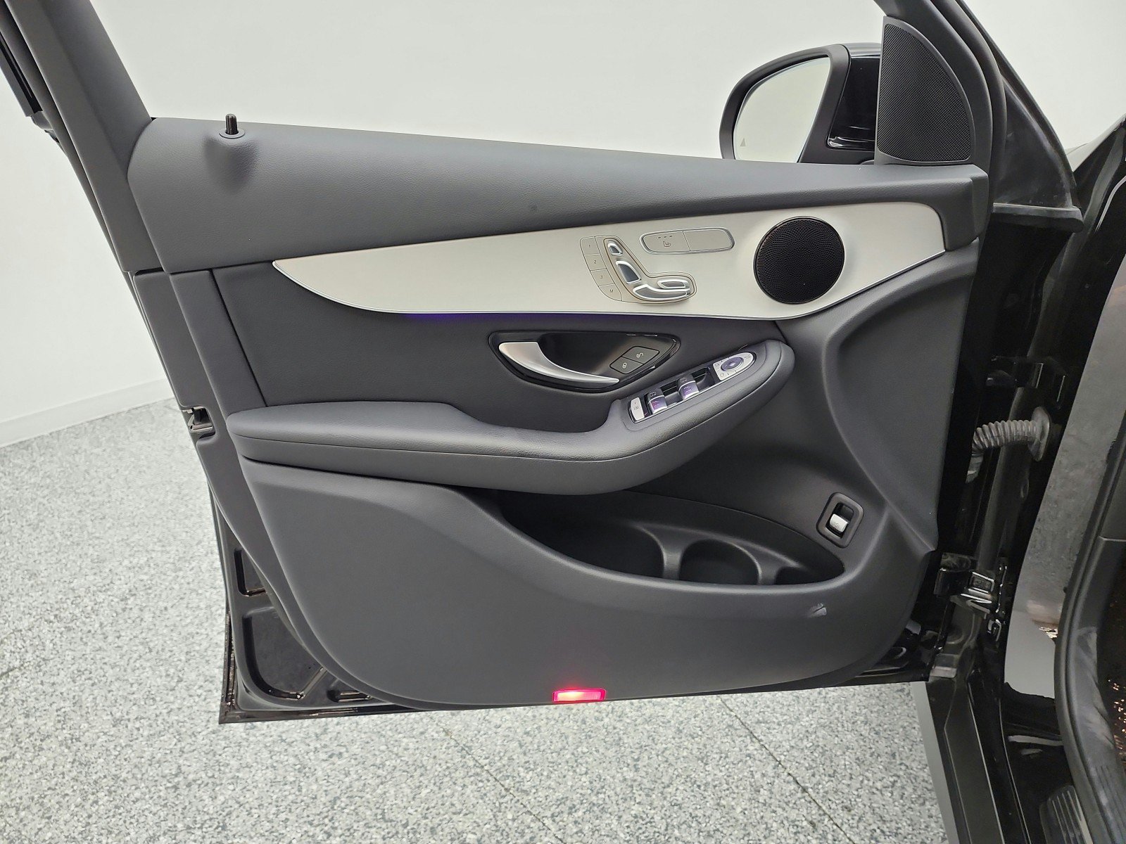 Certified 2022 Mercedes-Benz GLC 300 image 12