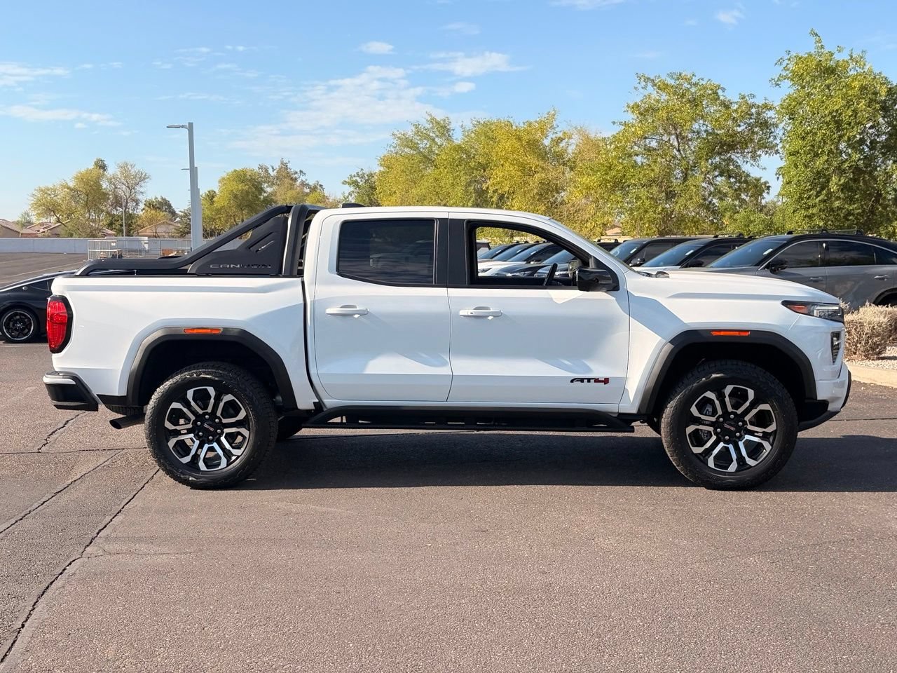 Used 2025 GMC Canyon AT4 w/ Nightfall Edition AWD/4WD image 7