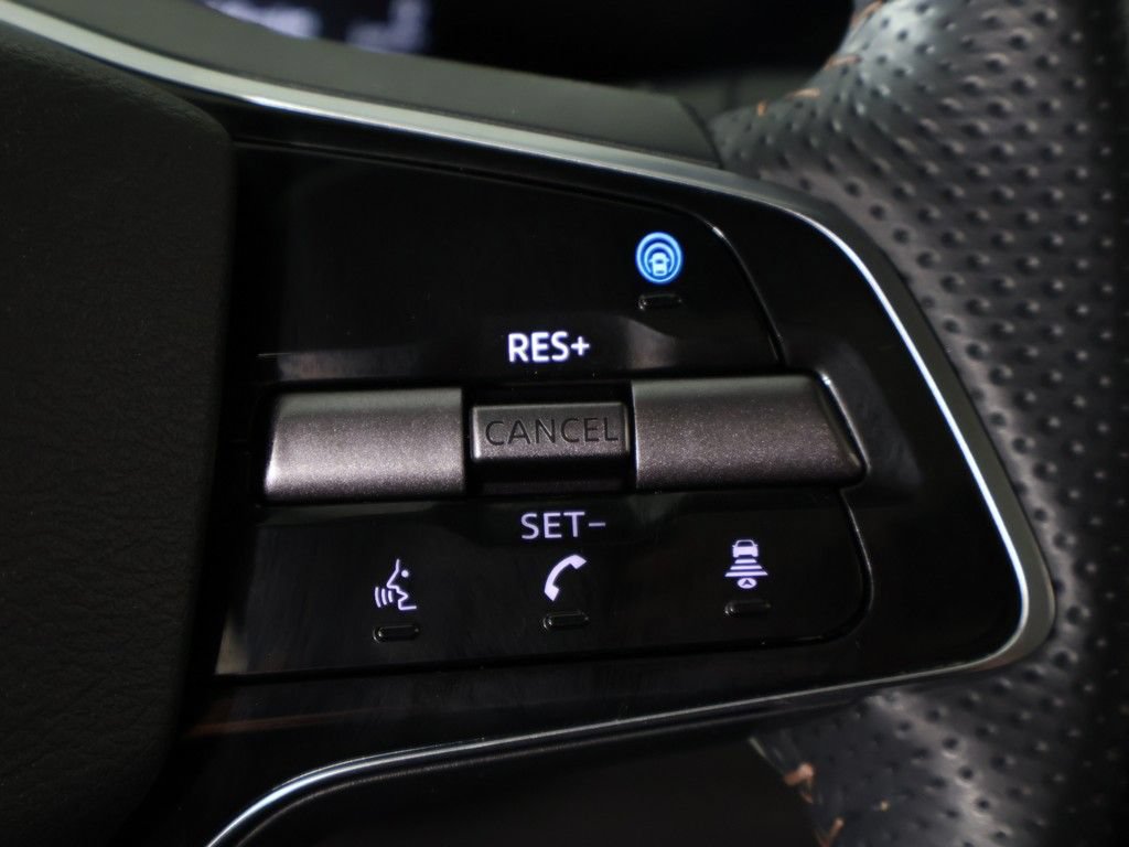 Used 2024 Nissan Ariya AWD image 49