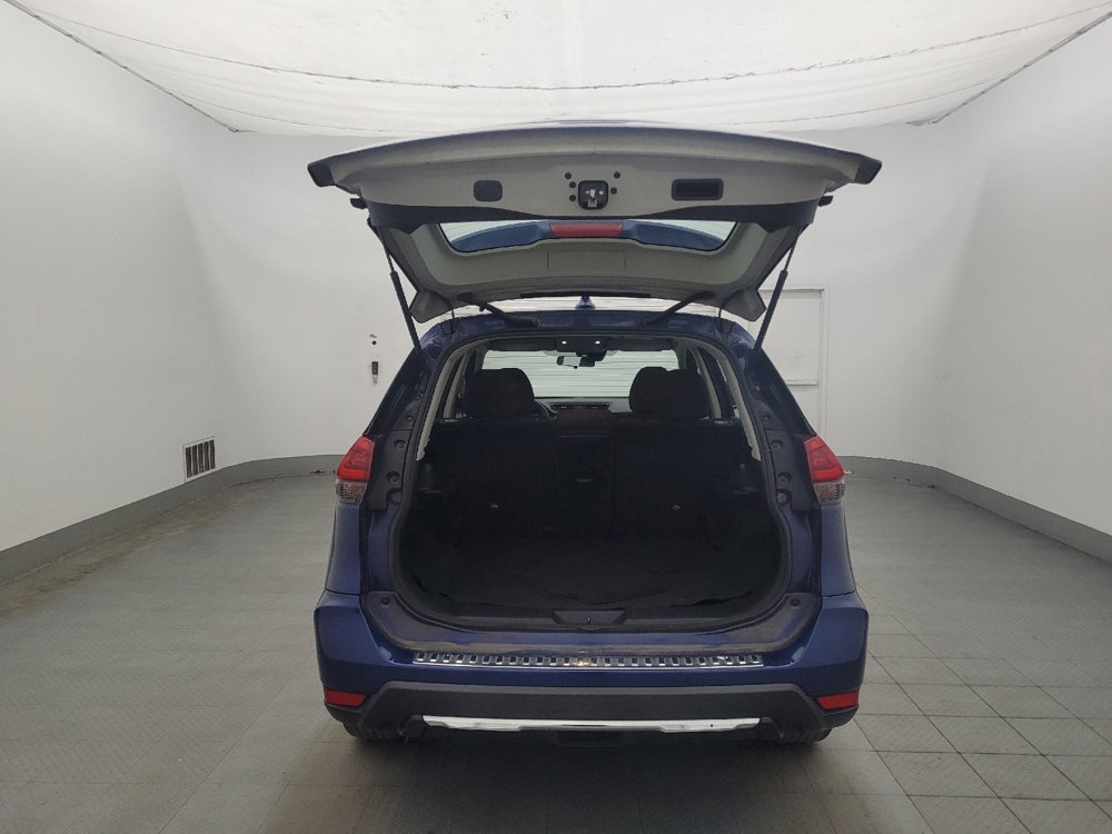 Used 2020 Nissan Rogue S FWD image 29