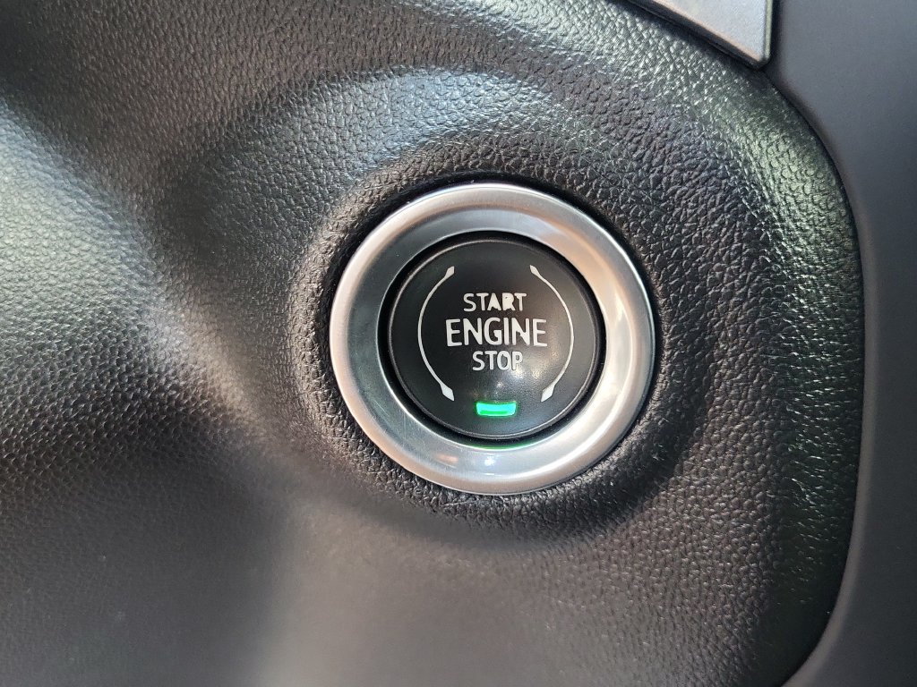 Used 2021 Chevrolet Silverado 1500 LT AWD/4WD image 33