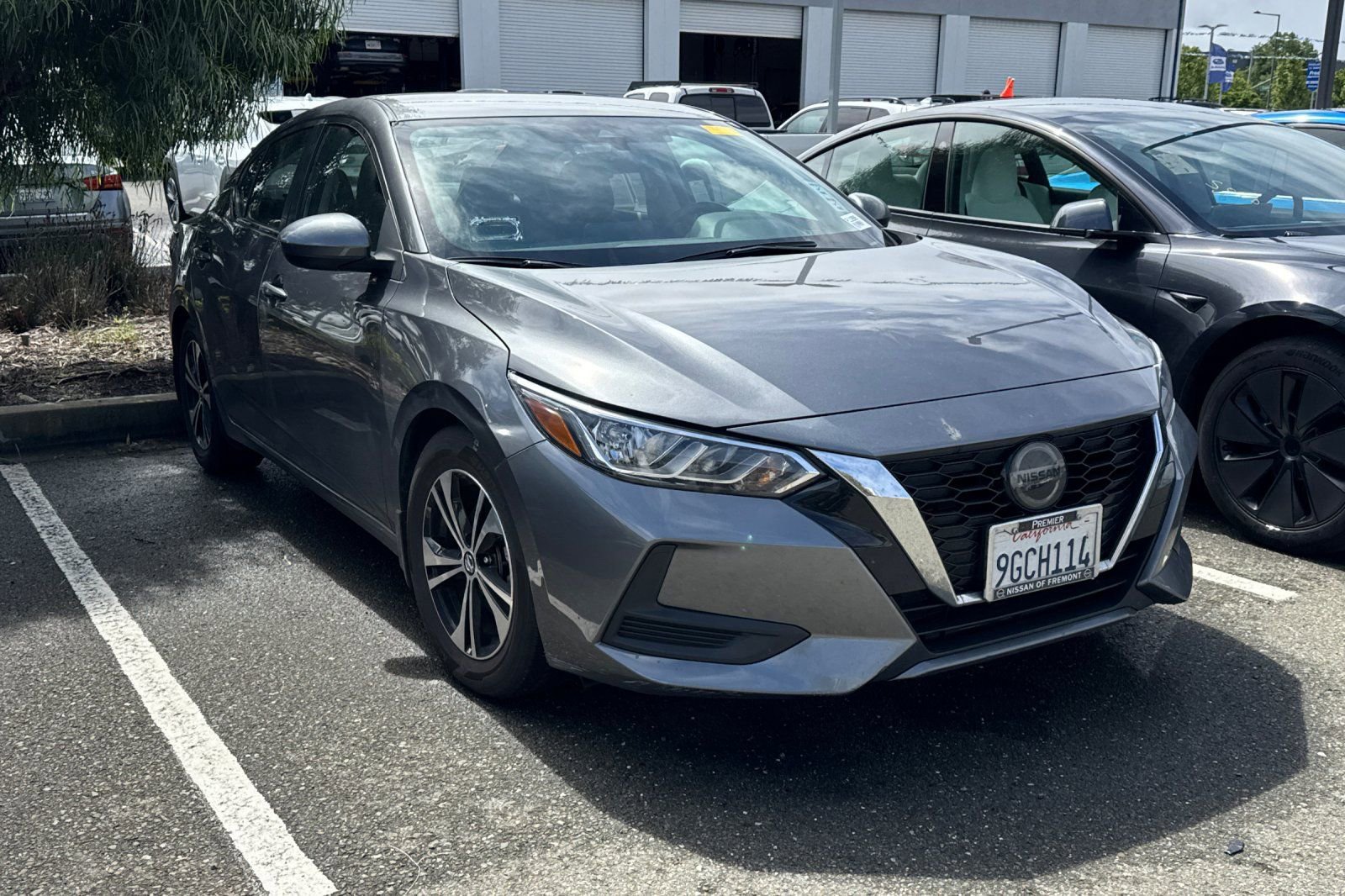 Used 2023 Nissan Sentra SV FWD image 2