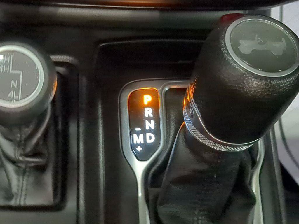Used 2023 Jeep Wrangler Unlimited Sport AWD/4WD image 14
