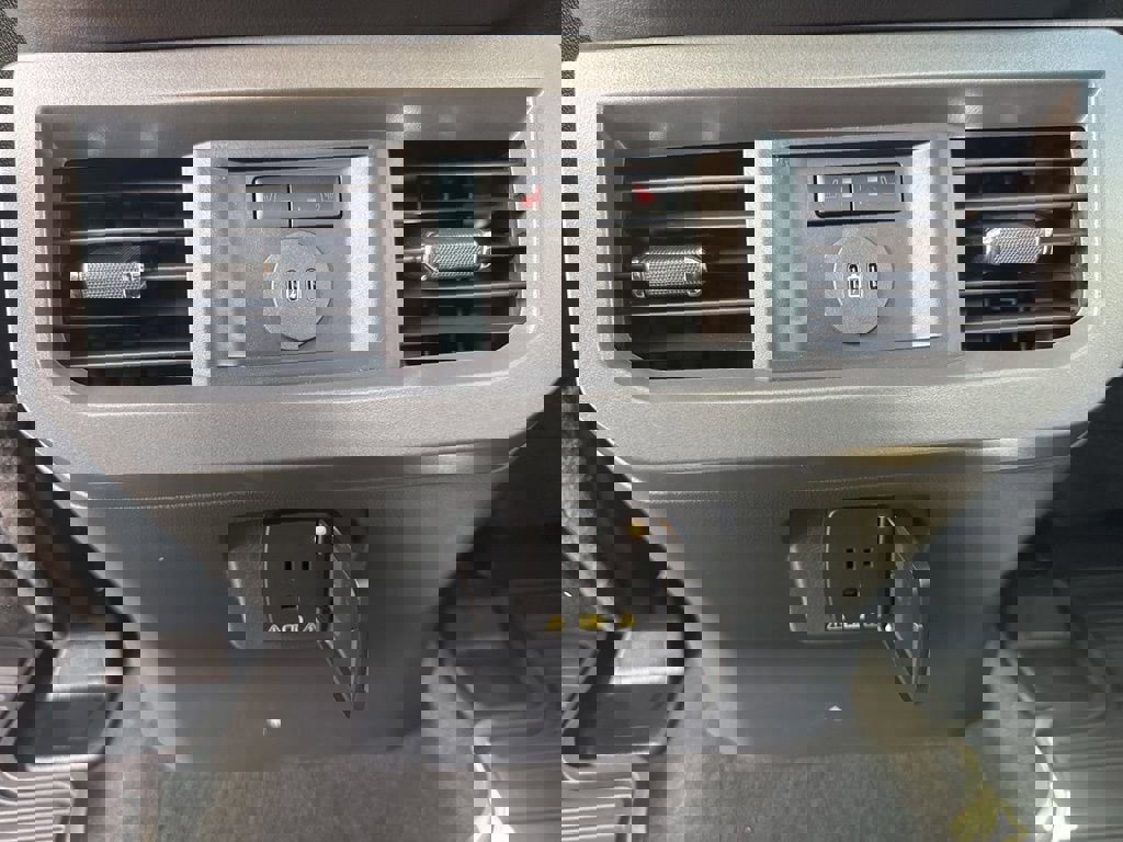 New 2026 Ford F350 Lariat w/ Black Appearance Package image 19