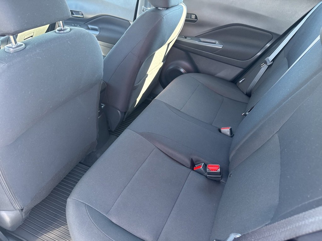 Used 2025 Nissan Kicks Play S image 11