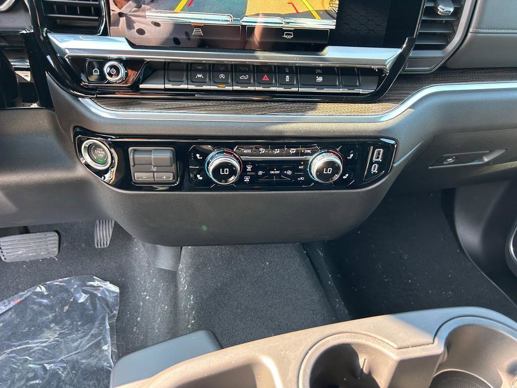 New 2026 GMC Sierra 1500 Elevation image 11