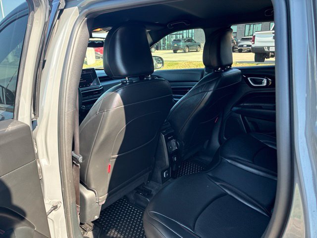 Used 2024 Jeep Compass Trailhawk AWD/4WD image 8