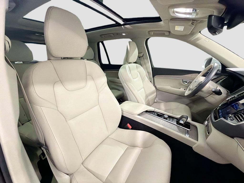 Used 2024 Volvo XC90 B6 Plus w/ Protection Package Premier AWD/4WD image 29