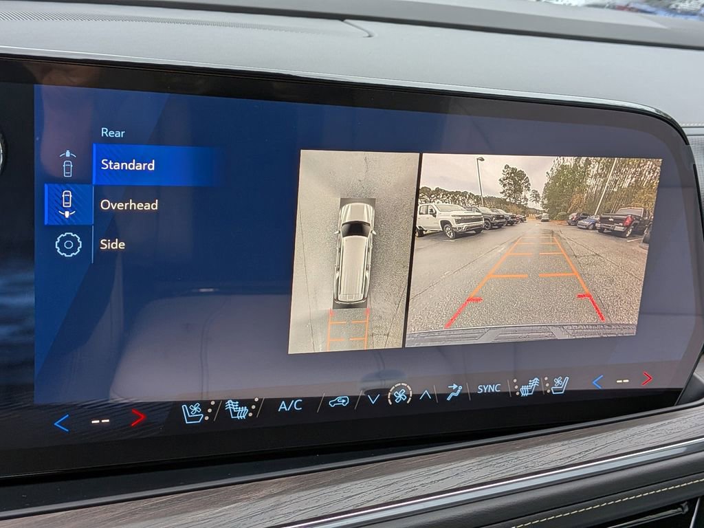 New 2026 Chevrolet Suburban Premier image 22