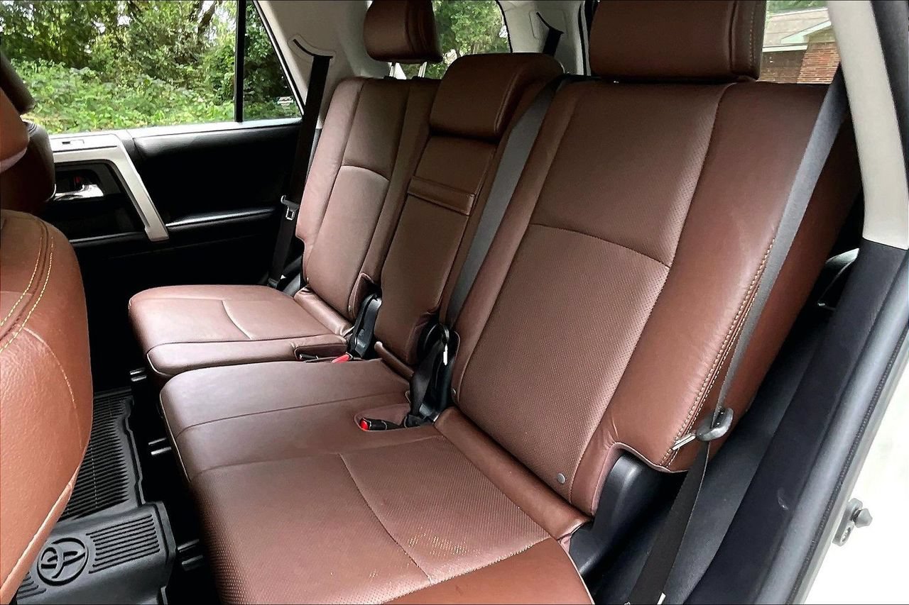 Used 2022 Toyota 4Runner Limited AWD/4WD image 19