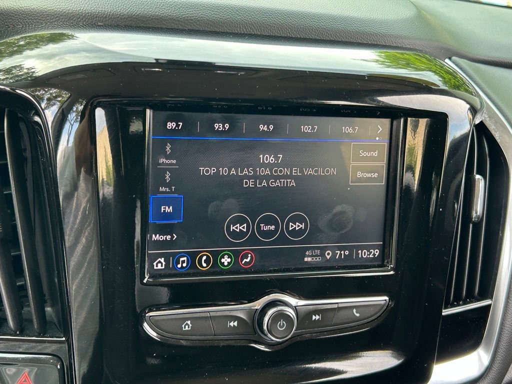 Used 2021 Chevrolet Traverse LS FWD image 22