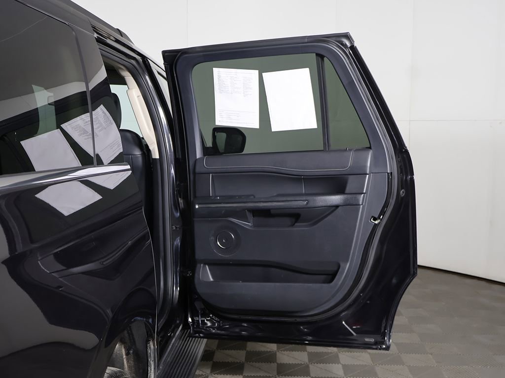 Used 2024 Ford Expedition Max XLT AWD/4WD image 24