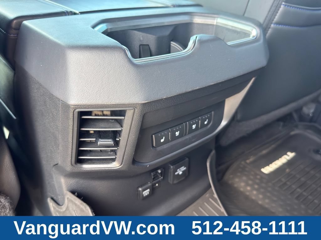 Used 2022 Toyota Tundra Platinum AWD/4WD image 26