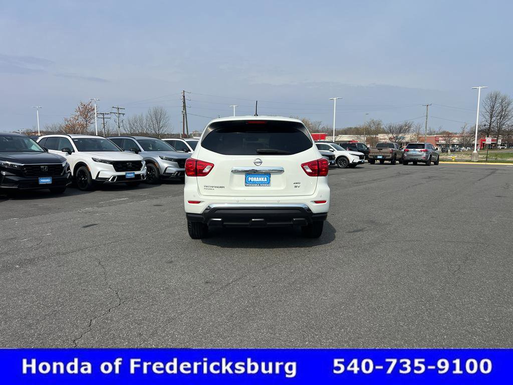 Used 2018 Nissan Pathfinder SV w/ SV All Weather Package image 7