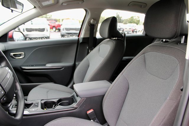 New 2025 Kia K4 FWD image 13