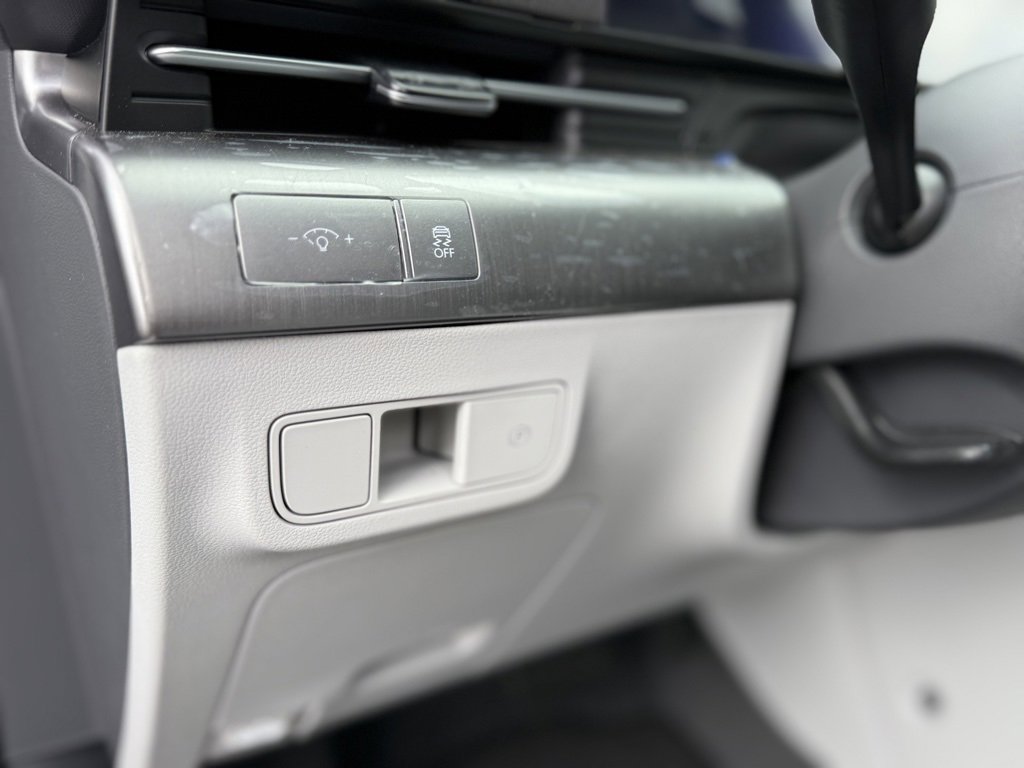 New 2025 Hyundai Kona SEL image 11