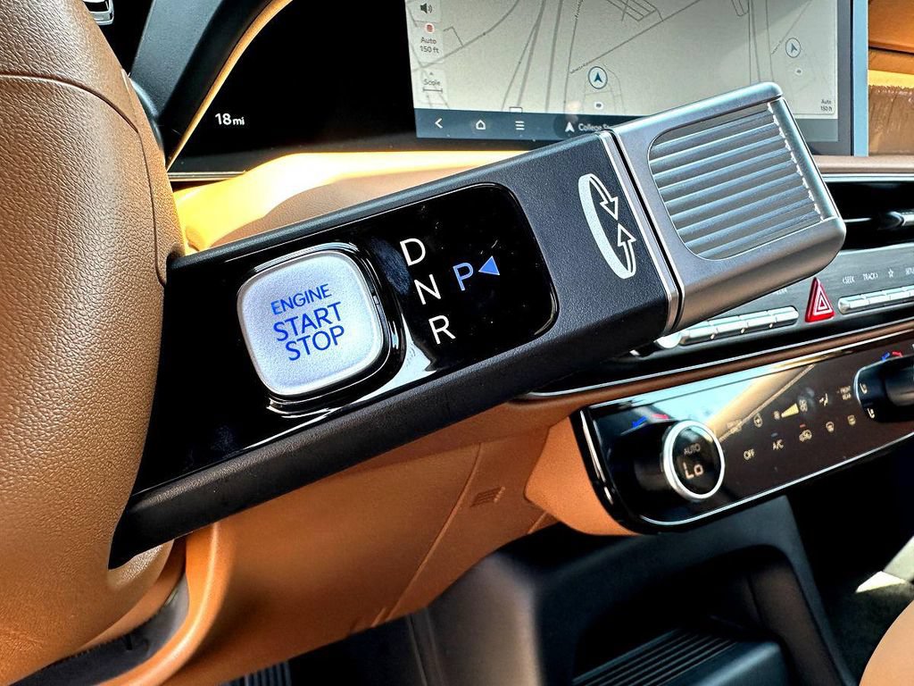 New 2027 Hyundai Palisade Calligraphy FWD image 14