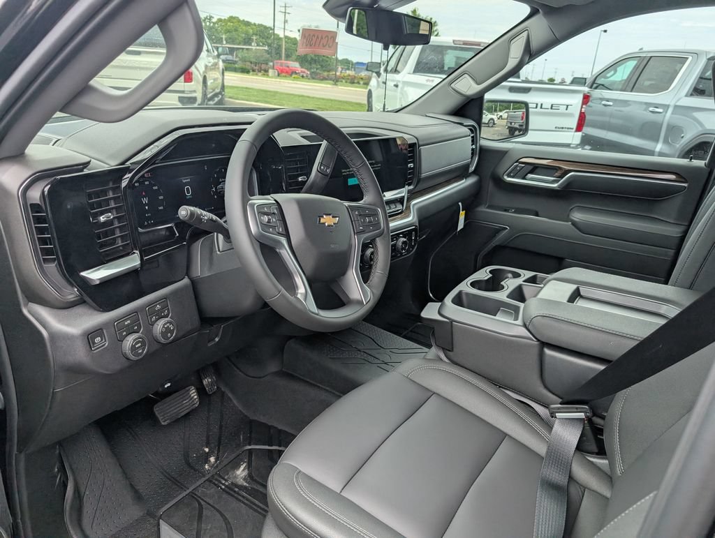 New 2026 Chevrolet Silverado 1500 LT w/ Leather Package AWD/4WD image 17