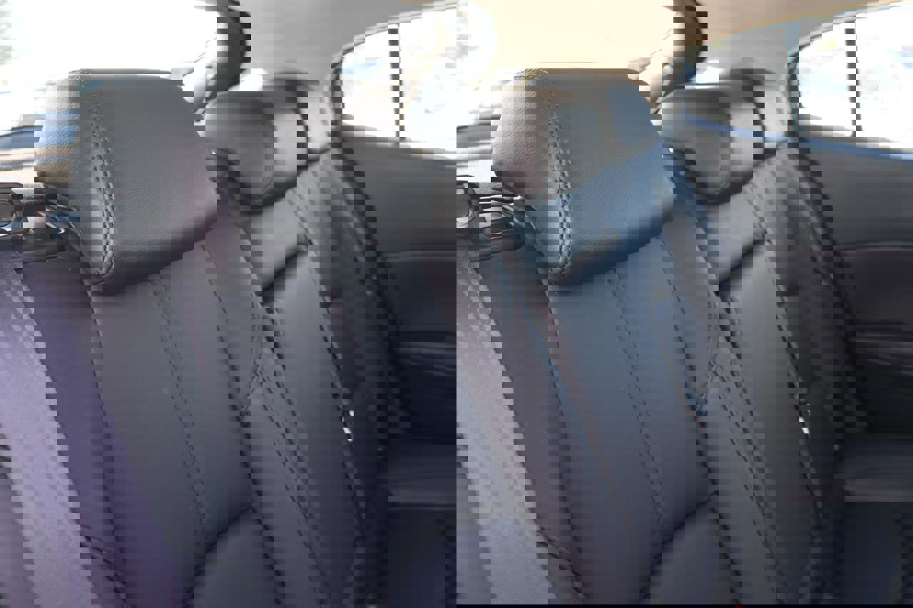 Used 2018 MAZDA MAZDA3 Touring image 17