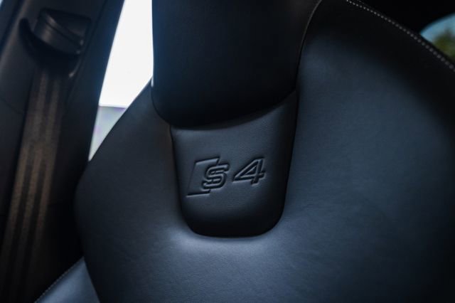 Used 2010 Audi S4 Premium Plus image 21