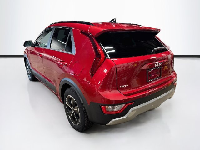 Certified 2025 Kia Niro EX w/ EX Cold Weather Package FWD image 5