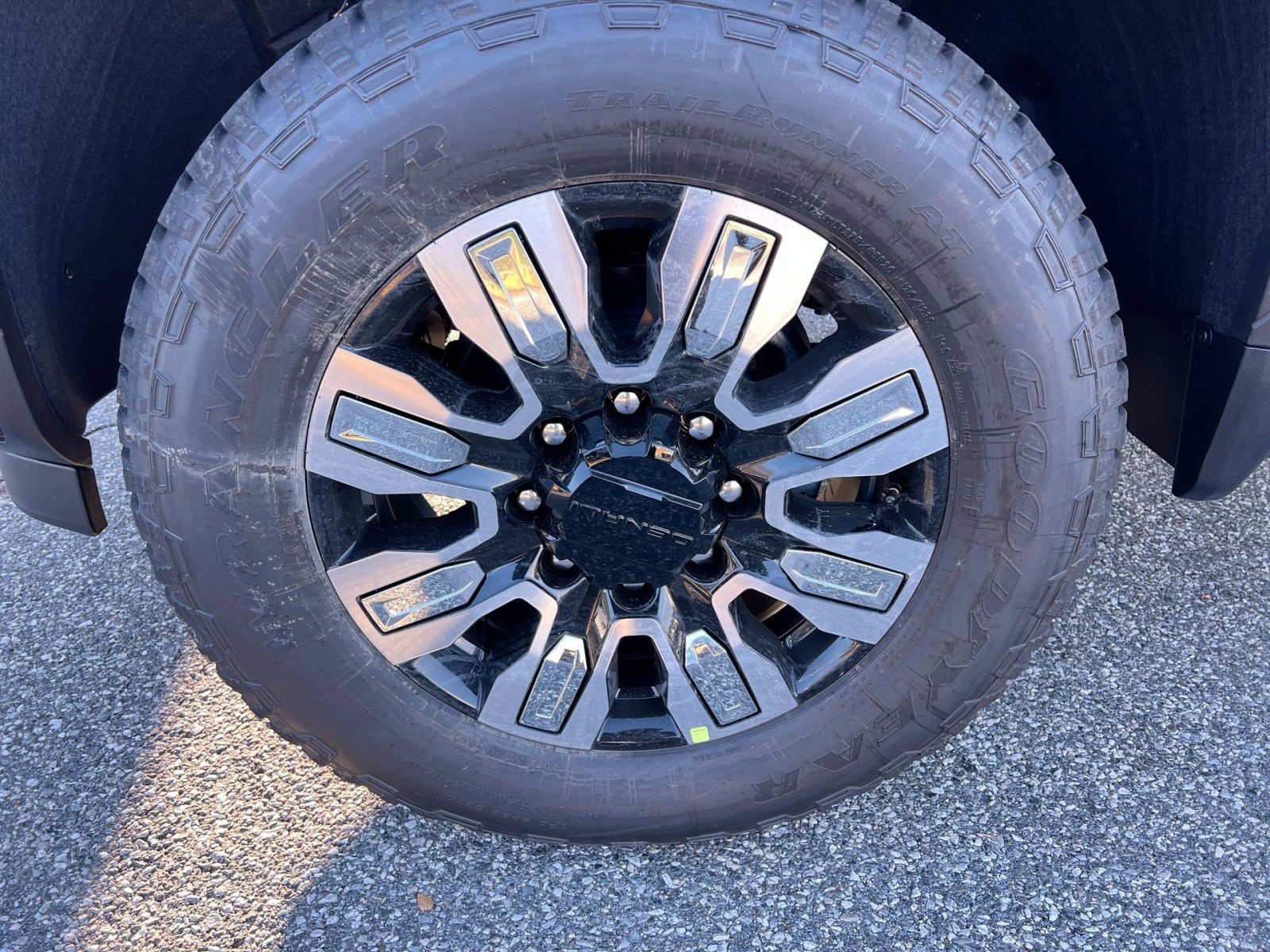 New 2026 GMC Sierra 2500 Denali w/ Denali Reserve Package image 11