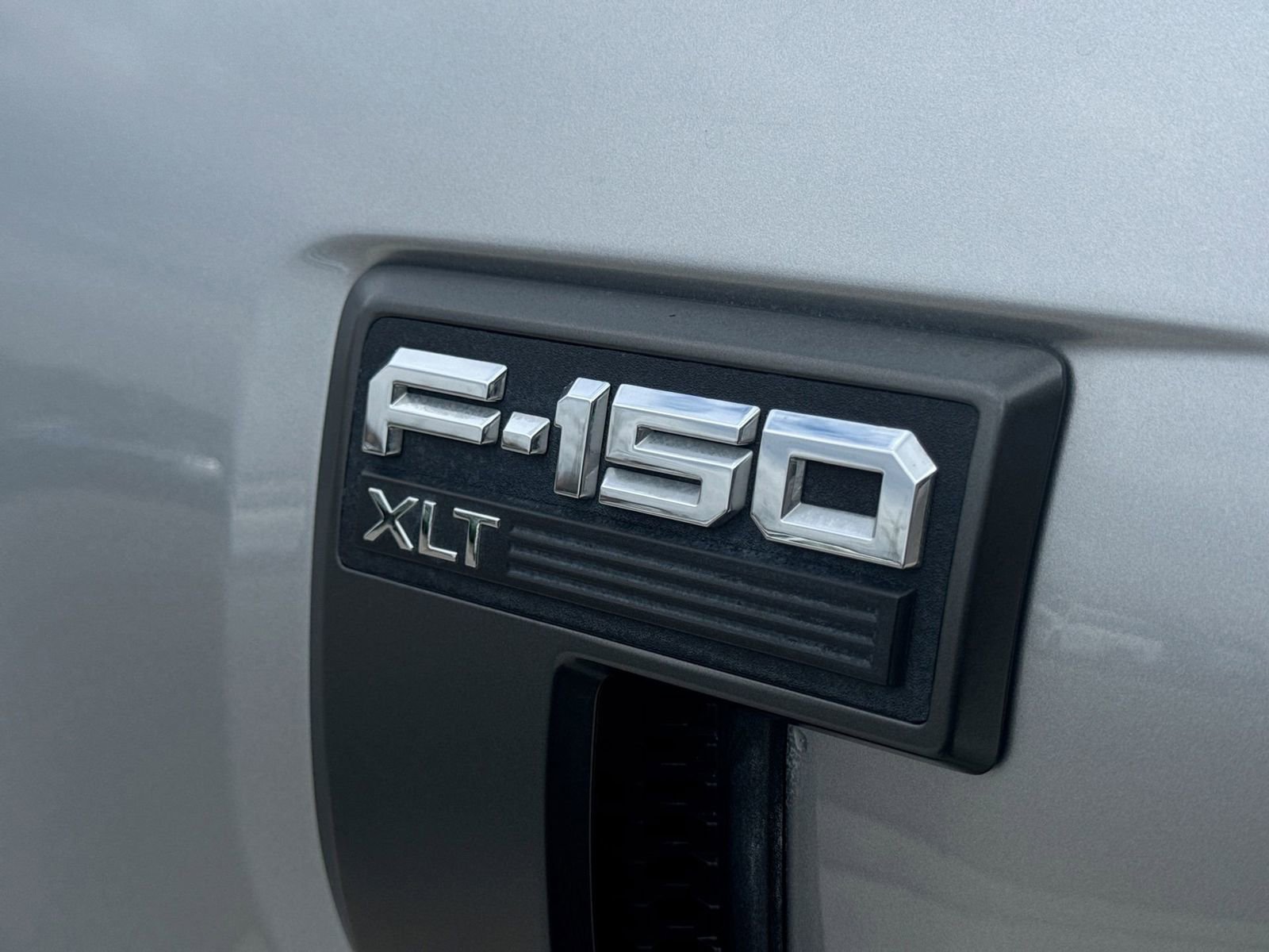 Certified 2021 Ford F150 XLT w/ Equipment Group 302A High image 15