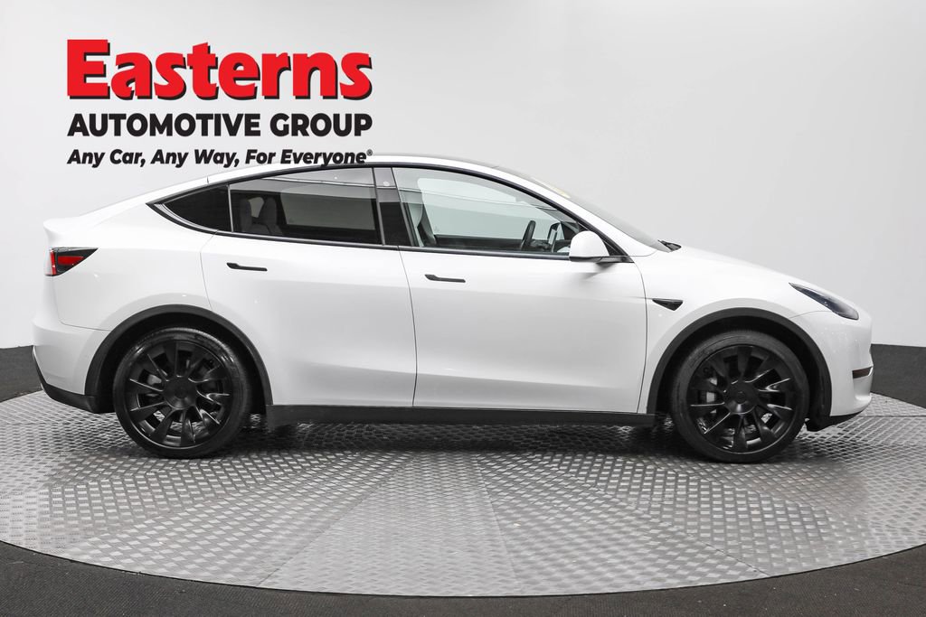 Used 2020 Tesla Model Y Long Range image 4
