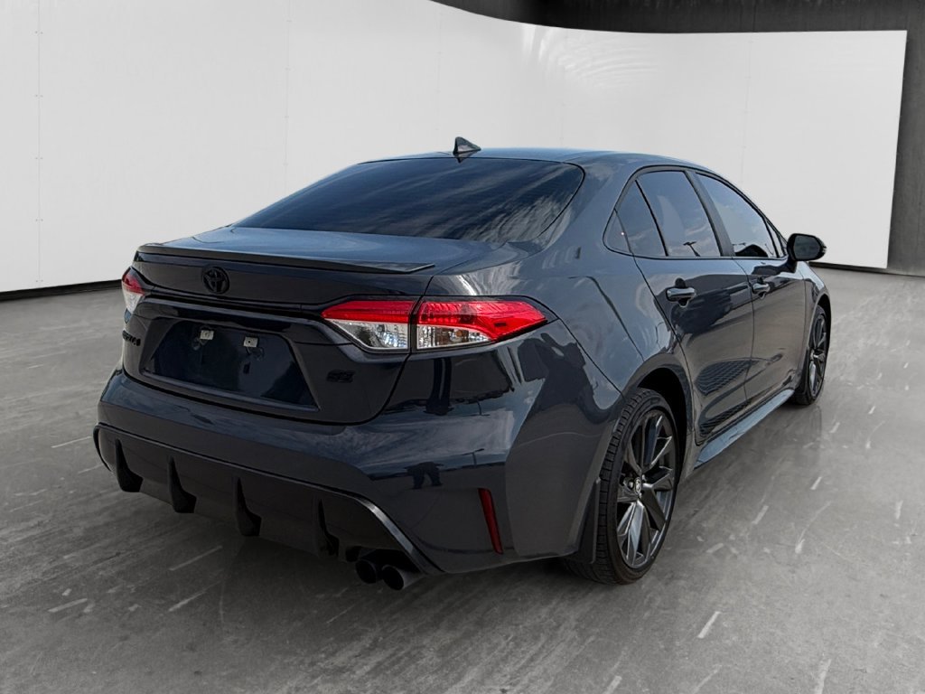 Used 2026 Toyota Corolla SE FWD image 5