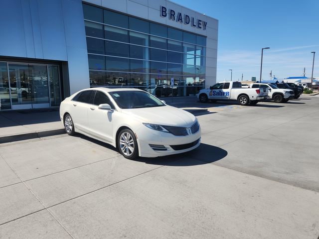 Used 2013 Lincoln MKZ Reserve image 3
