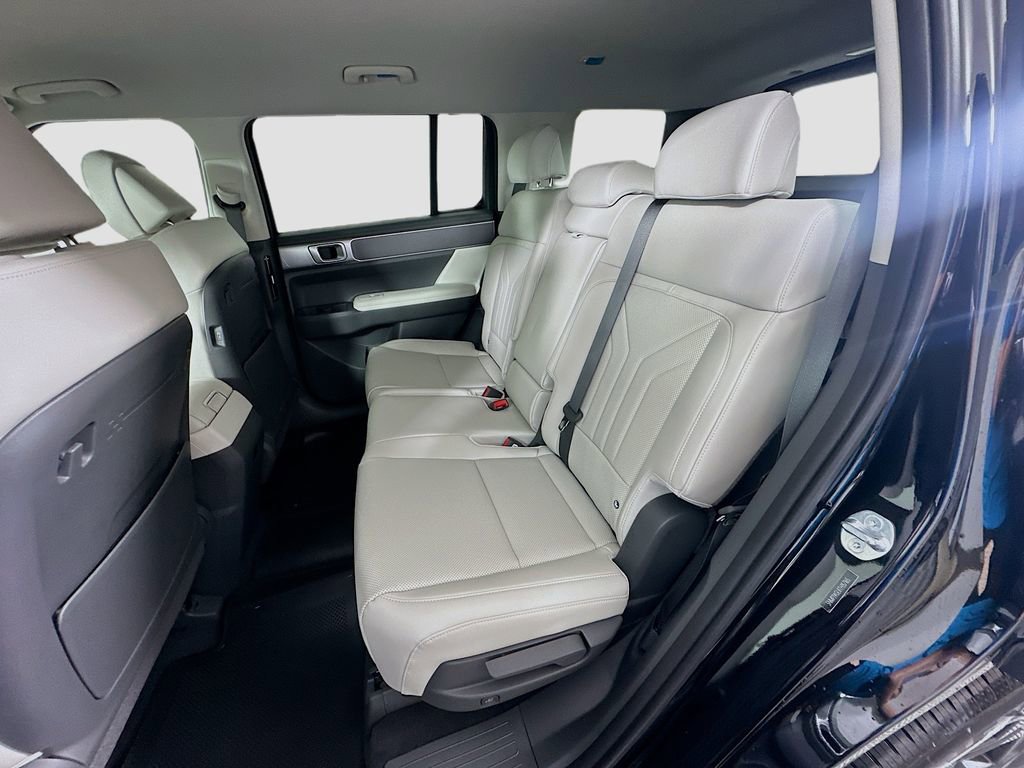 New 2026 Hyundai Santa Fe SEL image 16