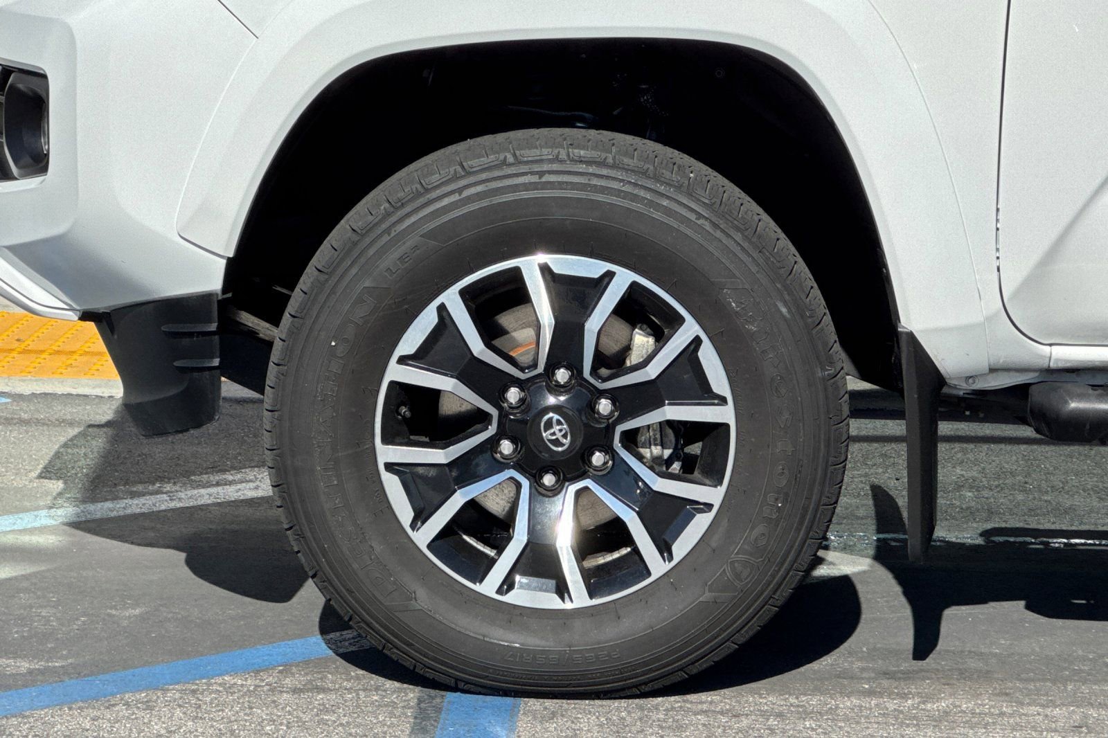 Certified 2023 Toyota Tacoma TRD Sport w/ Black Out Package (TMS) image 33