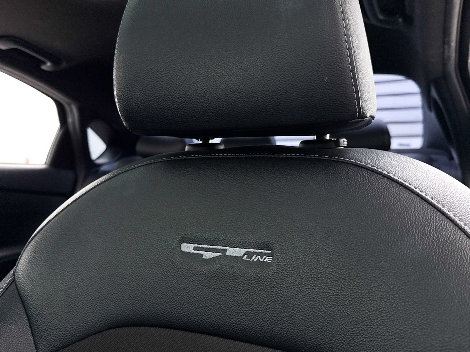 Used 2021 Kia Forte GT-Line FWD image 4