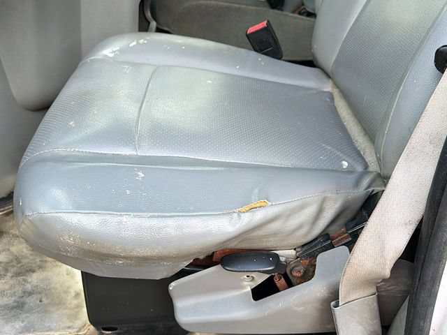 Used 2016 Ford E-350 and Econoline 350 Super Duty RWD image 18