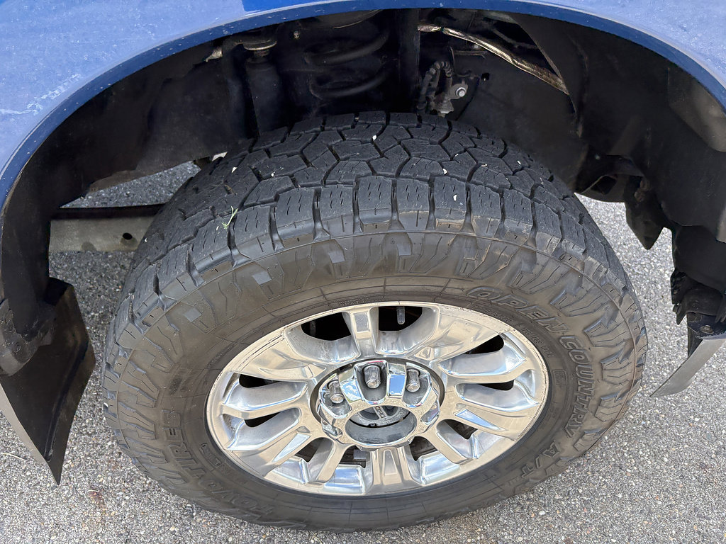 Used 2022 Ford F350 Limited AWD/4WD image 12