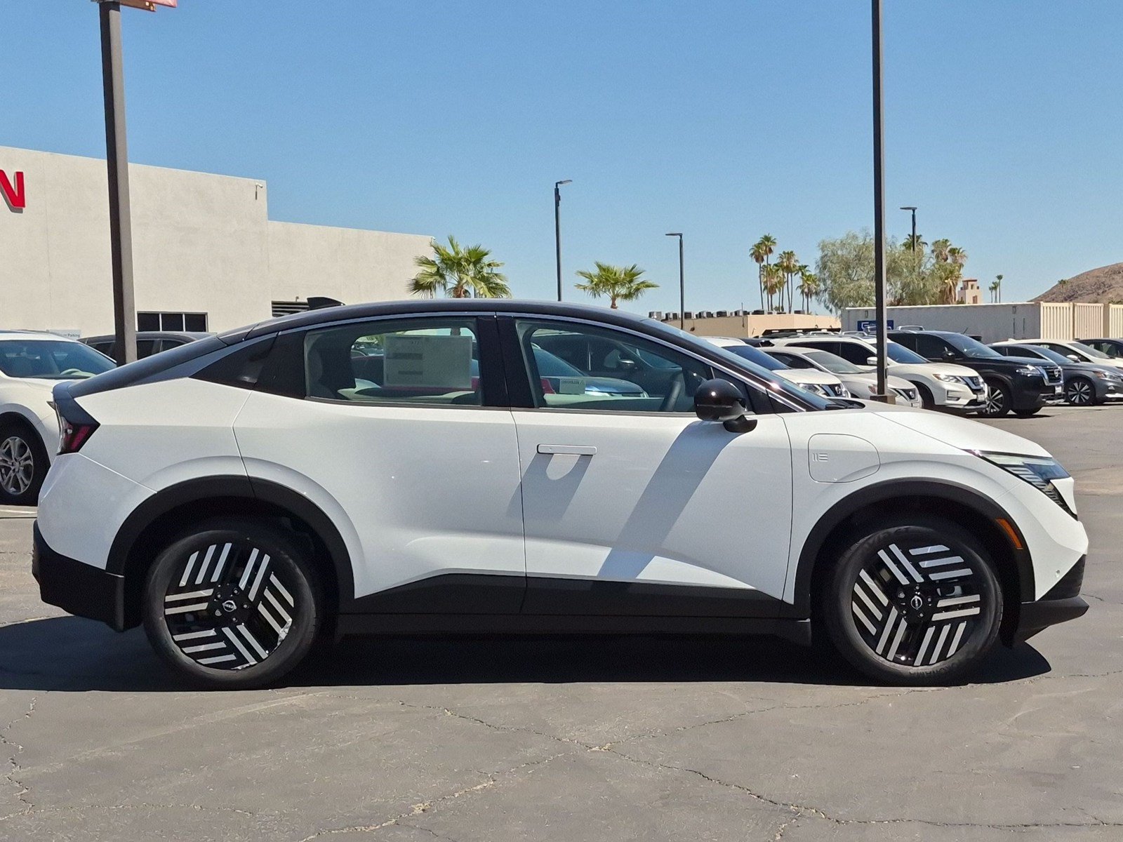 New 2026 Nissan Leaf SV+ w/ Floor Mat Package (SV+) FWD image 5