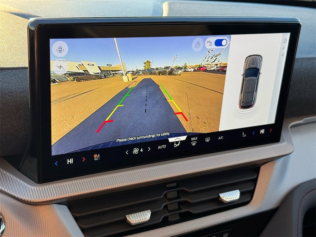 New 2025 Ford Explorer Active w/ Active Comfort Package image 18