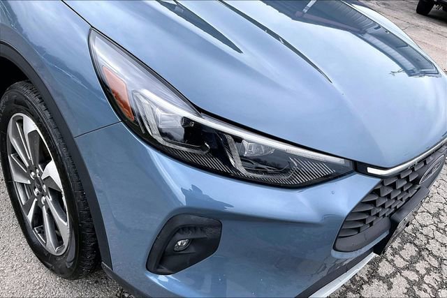 Used 2025 Ford Escape Platinum AWD/4WD image 32