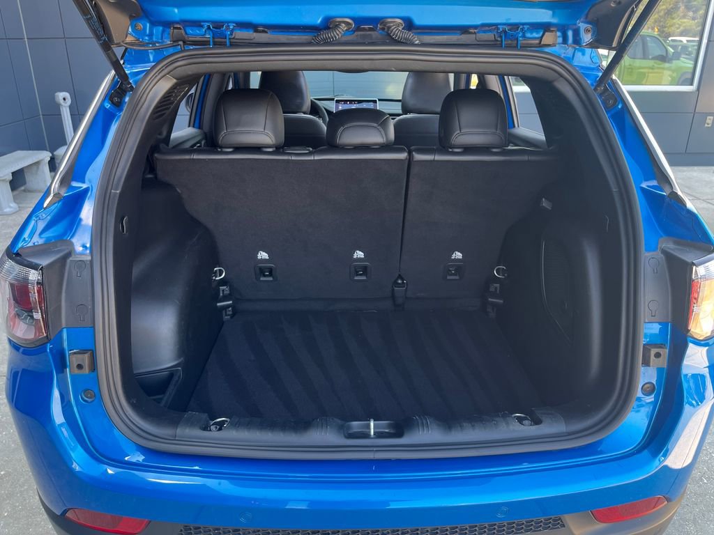 Used 2023 Jeep Compass Limited w/ Sun and Sound Group image 24