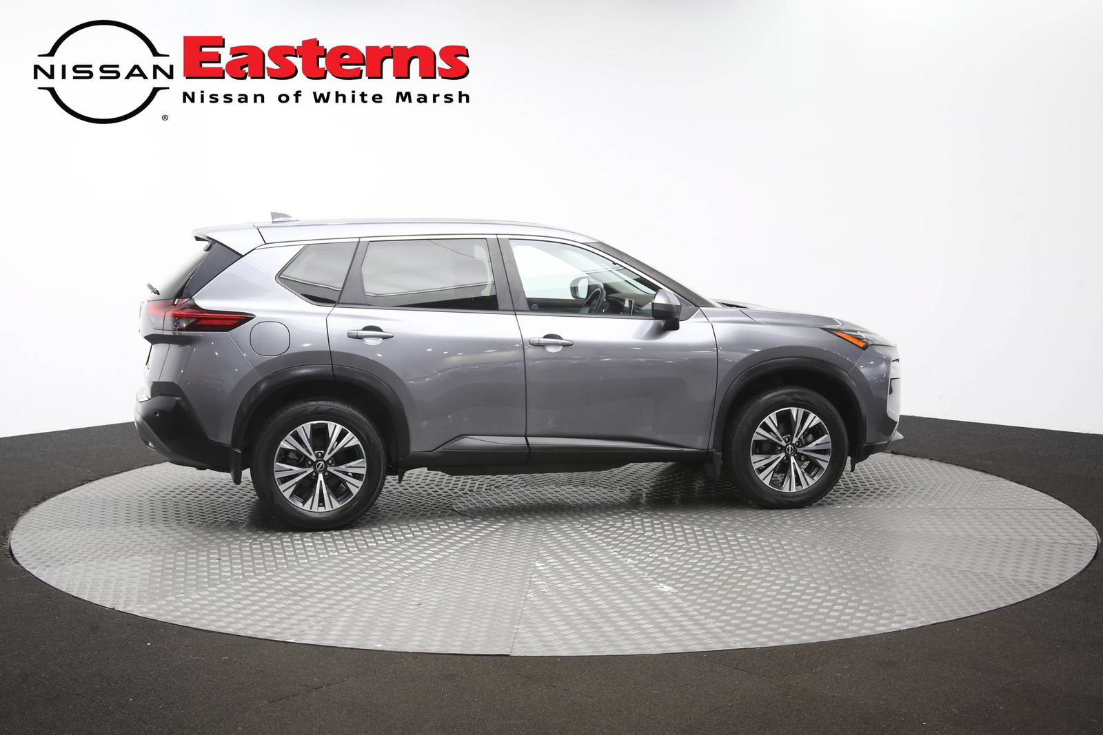 Used 2023 Nissan Rogue SV AWD/4WD image 46