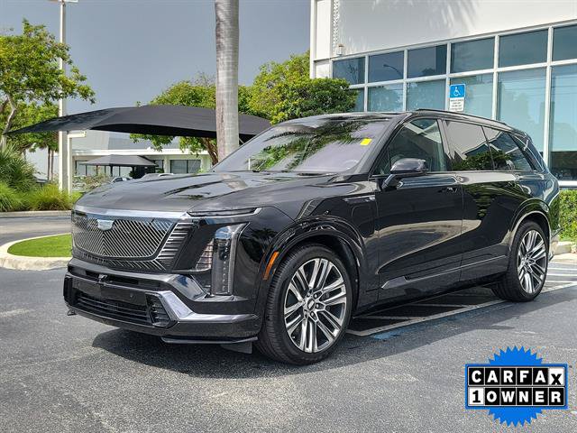 Certified 2026 Cadillac Vistiq Platinum w/ LPO, Floor Liner Package AWD/4WD image 1