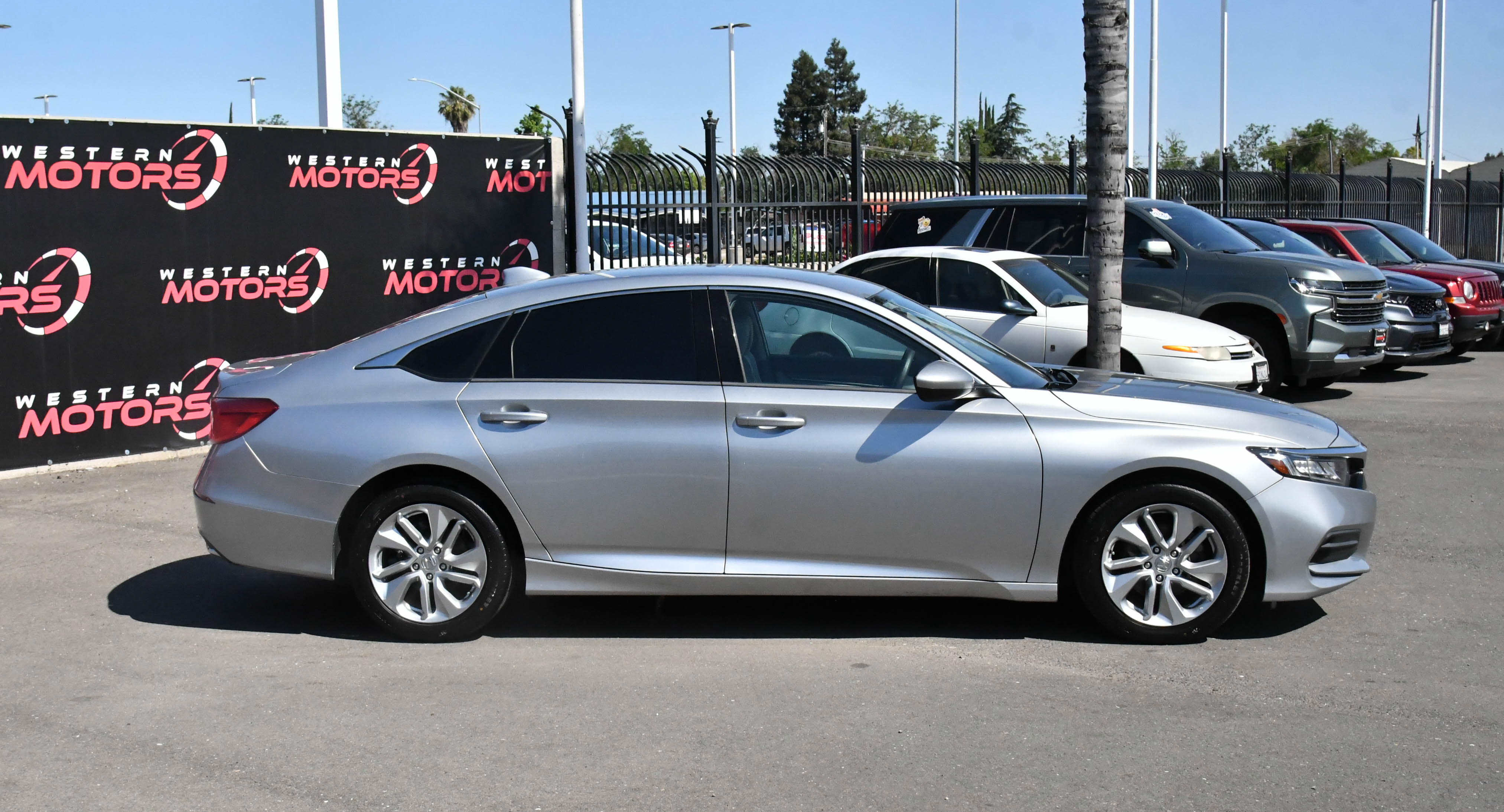 Used 2020 Honda Accord LX image 9