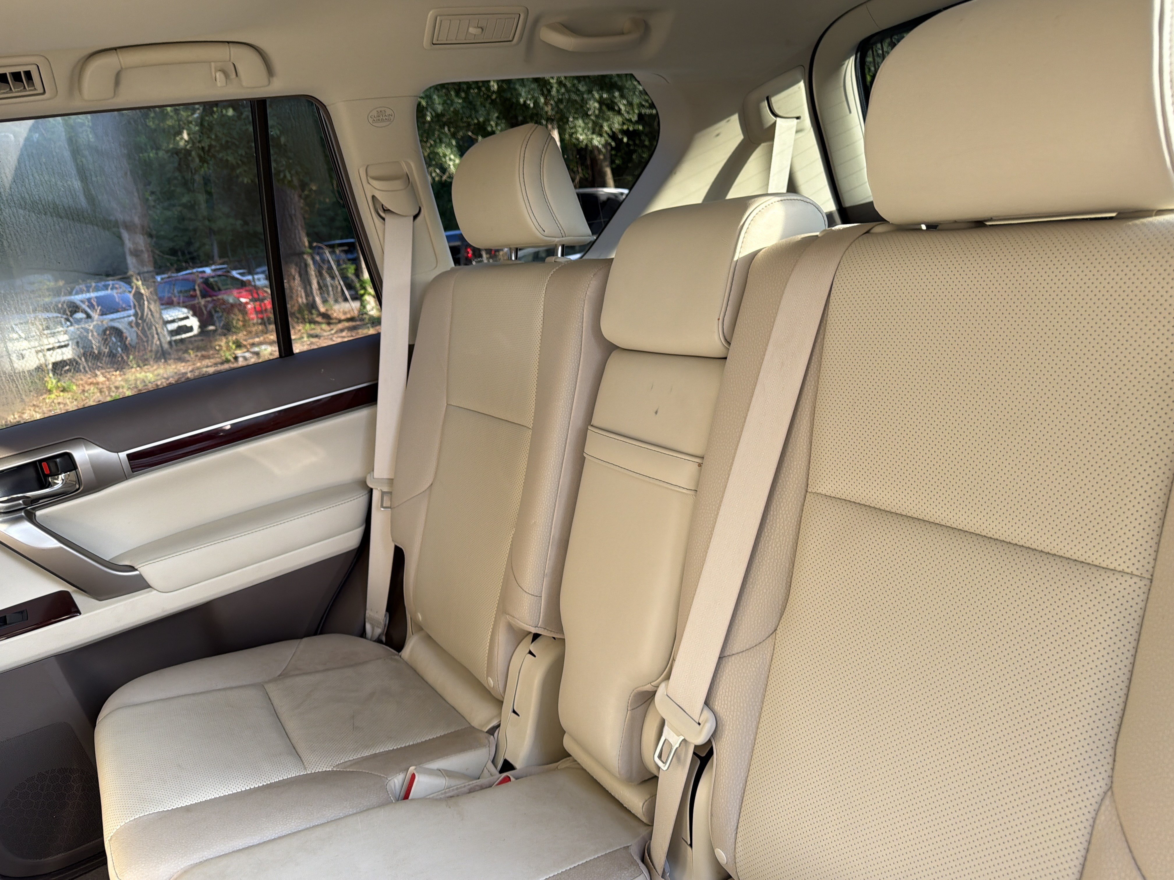Used 2017 Lexus GX 460 Premium w/ Premium Package AWD/4WD image 30