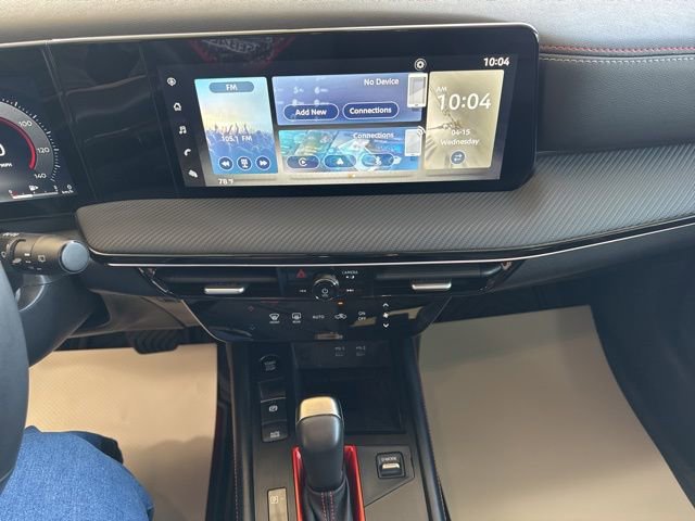 Used 2025 Nissan Kicks SR image 25