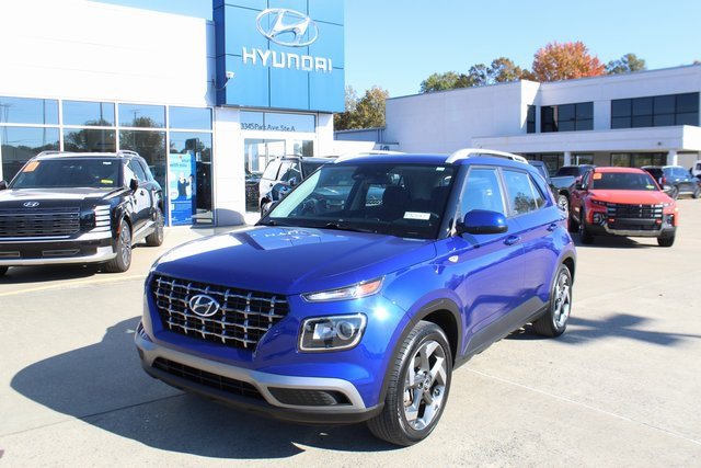 Used 2024 Hyundai Venue SEL