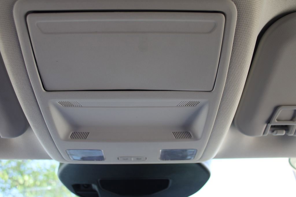 Used 2024 Ford Escape Platinum AWD/4WD image 36