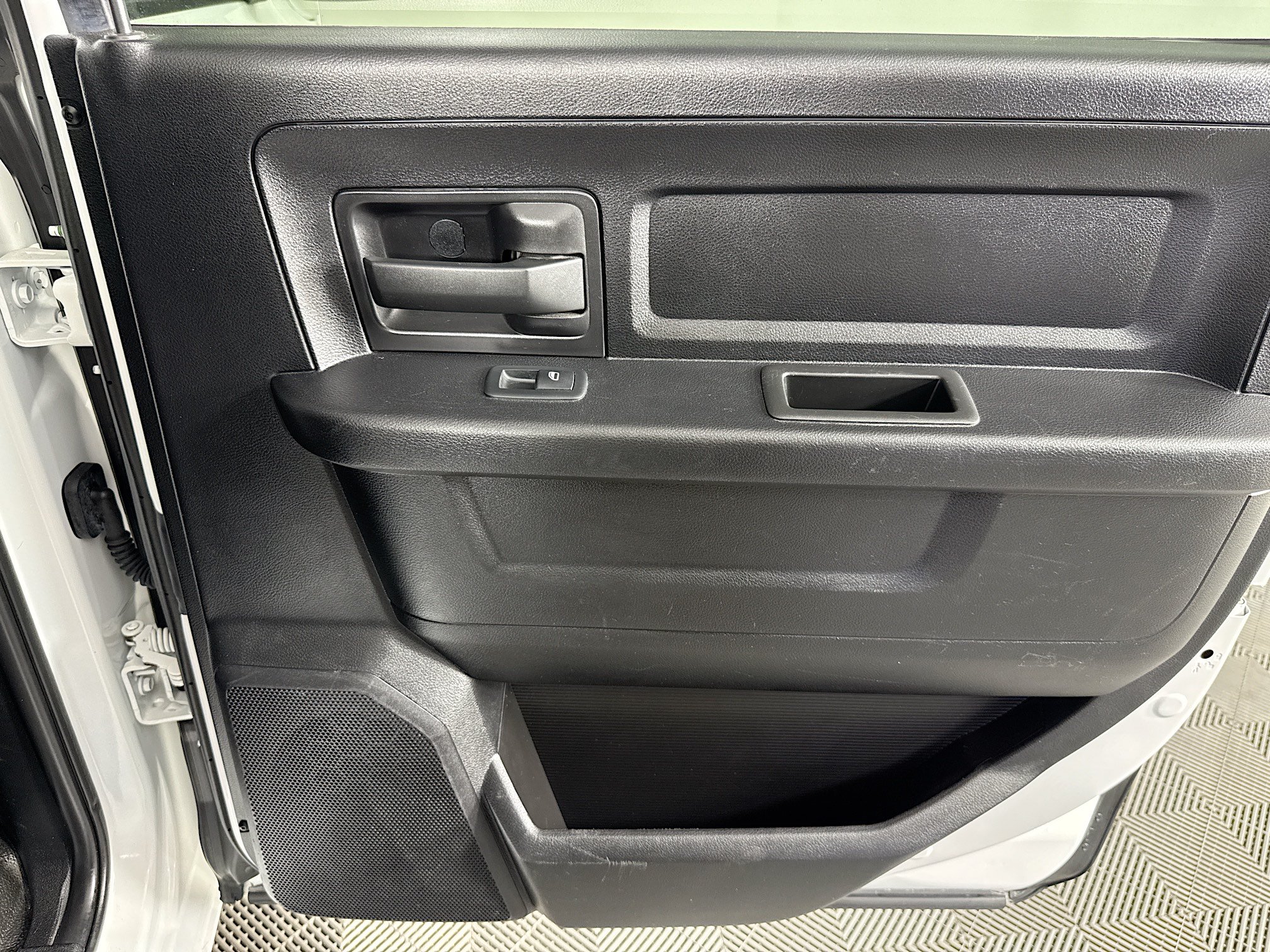 Used 2018 RAM 1500 Tradesman RWD image 25