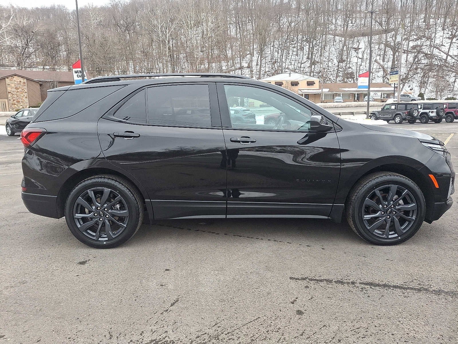 Used 2023 Chevrolet Equinox RS image 7