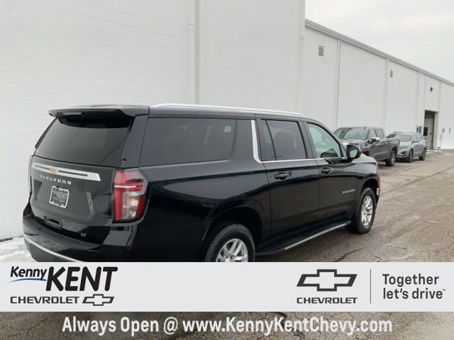 Used 2024 Chevrolet Suburban LT image 4